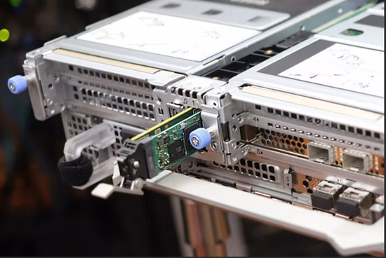 Server originale di marca DELL R750 R650 R550 R450 R350 R250 Inter Xeon 6346 Memoria DDR4 DELL Poweredge R750 Server